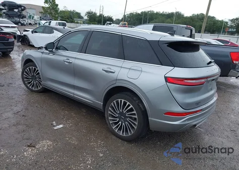 2021 Lincoln Corsair Reserve z USA, uszkodzony, nr VIN 5LMCJ2DH9MUL24819